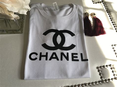 chanel dames tshirt|vintage Chanel t shirt.